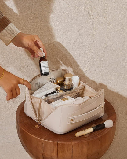 Organizer for Toiletries and Brushes